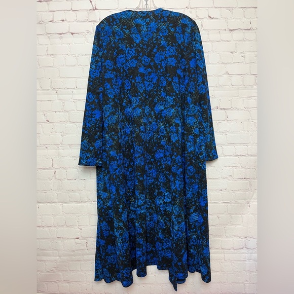 Lularoe Blue and Black Floral Sarah Duster Cardigan - Picture 6 of 9